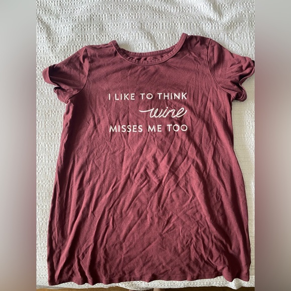 A Pea in the Pod Tops - A Pea in the Pod Maroon Graphic Tee